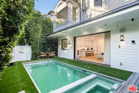 $4,770,000 | 843 North Spaulding Avenue, Los Angeles, CA 90046