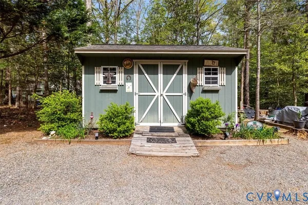 $685,000 | 1858 Rock Point Drive, Powhatan, VA 23139