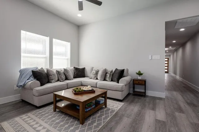 $2,850 | 3020 Henry Street, Unit B, Greenville, TX 75401