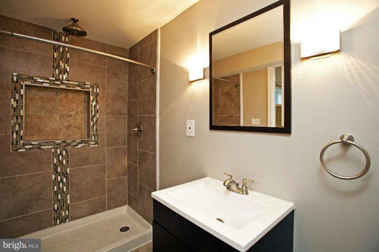 3806 Lumo Road Randallstown, MD 21133 - Photo 16 of 30 Bath