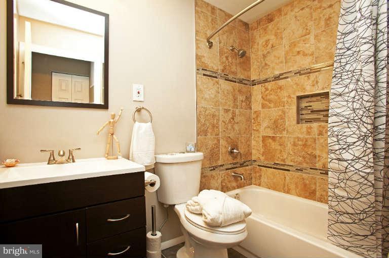 3806 Lumo Road Randallstown, MD 21133 - Photo 21 of 30 Bath