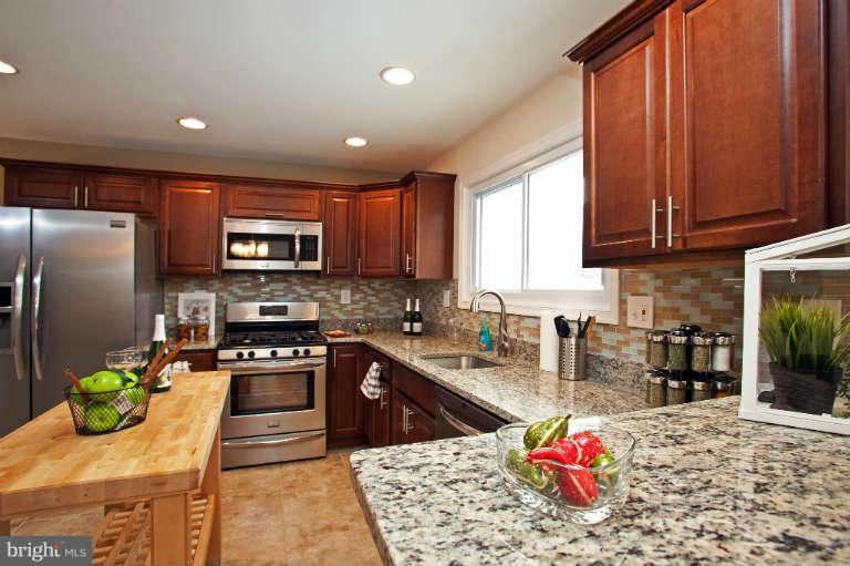 3806 Lumo Road Randallstown, MD 21133 - Photo 8 of 30 Kitchen