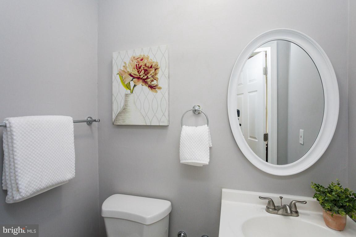 822 North Point Road Baltimore, MD 21224 - Photo 13 of 35 Gallery Image 13