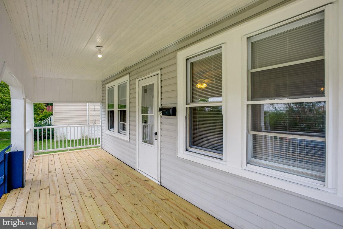 822 North Point Road Baltimore, MD 21224 - Photo 7 of 35 Gallery Image 7
