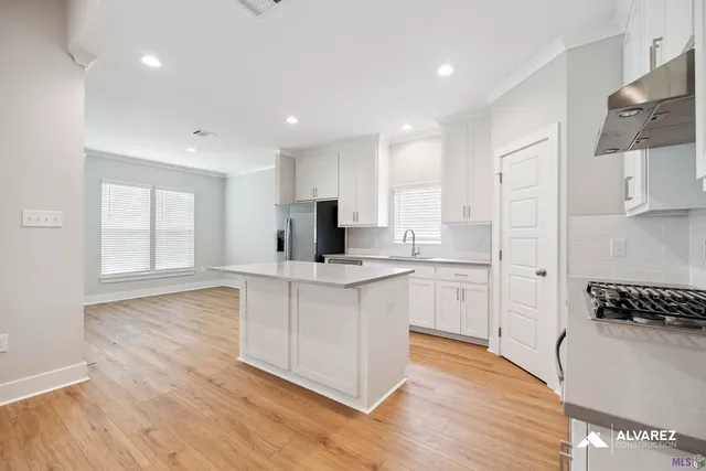 $370,990 | 26518 Vanissa Drive, Denham Springs, LA 70726