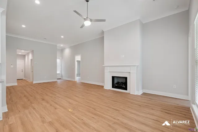 $370,990 | 26518 Vanissa Drive, Denham Springs, LA 70726