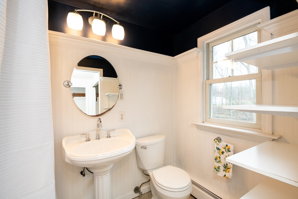 145 Nelson Street Georgetown, MA 01833 - Photo 26 of 41