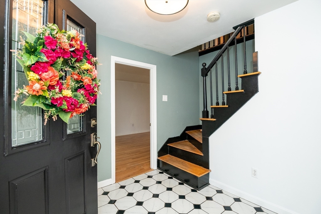 145 Nelson Street Georgetown, MA 01833 - Photo 8 of 41