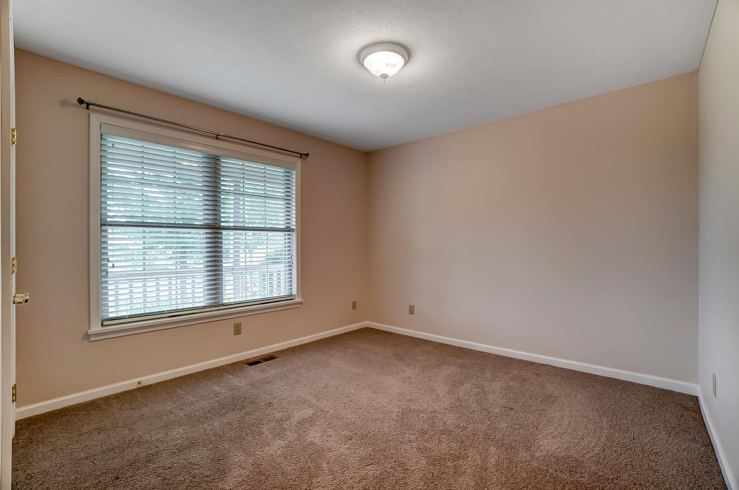 280 Hampton Trail Springfield, OH 45502 - Photo 34 of 44 Gallery Image 34