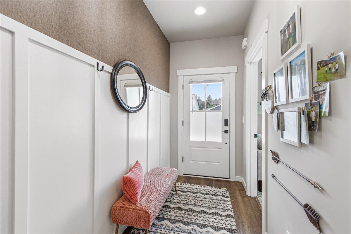 248 Christopher Way Talent, OR 97540 - Photo 19 of 33 a room with furniture a rug and a window