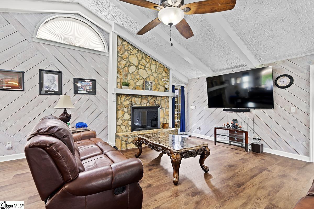 222 State Rd S-30-734 Laurens, SC 29360 - Photo 4 of 23
