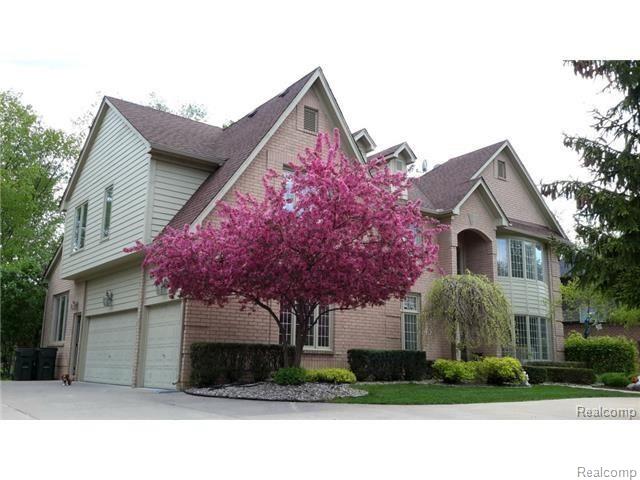 3591 Cedar Shake Drive Rochester Hills, MI 48309 - Photo 1 of 19