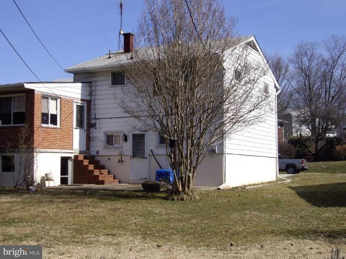 9110 Orbitan Road Parkville, MD 21234 - Photo 3 of 4 Exterior #2
