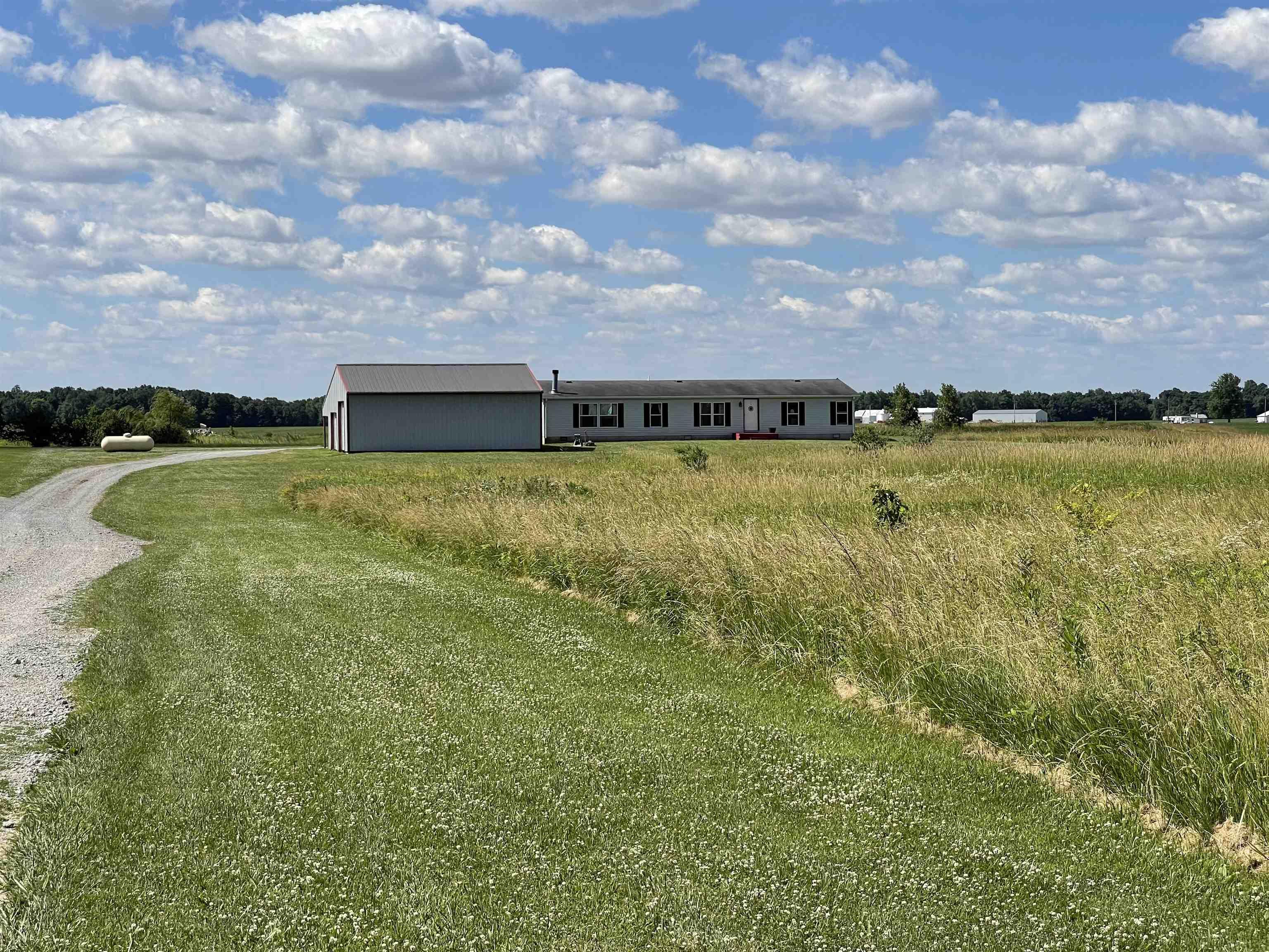 7696 County Road 34 Butler, IN 46721 - Photo 17 of 21