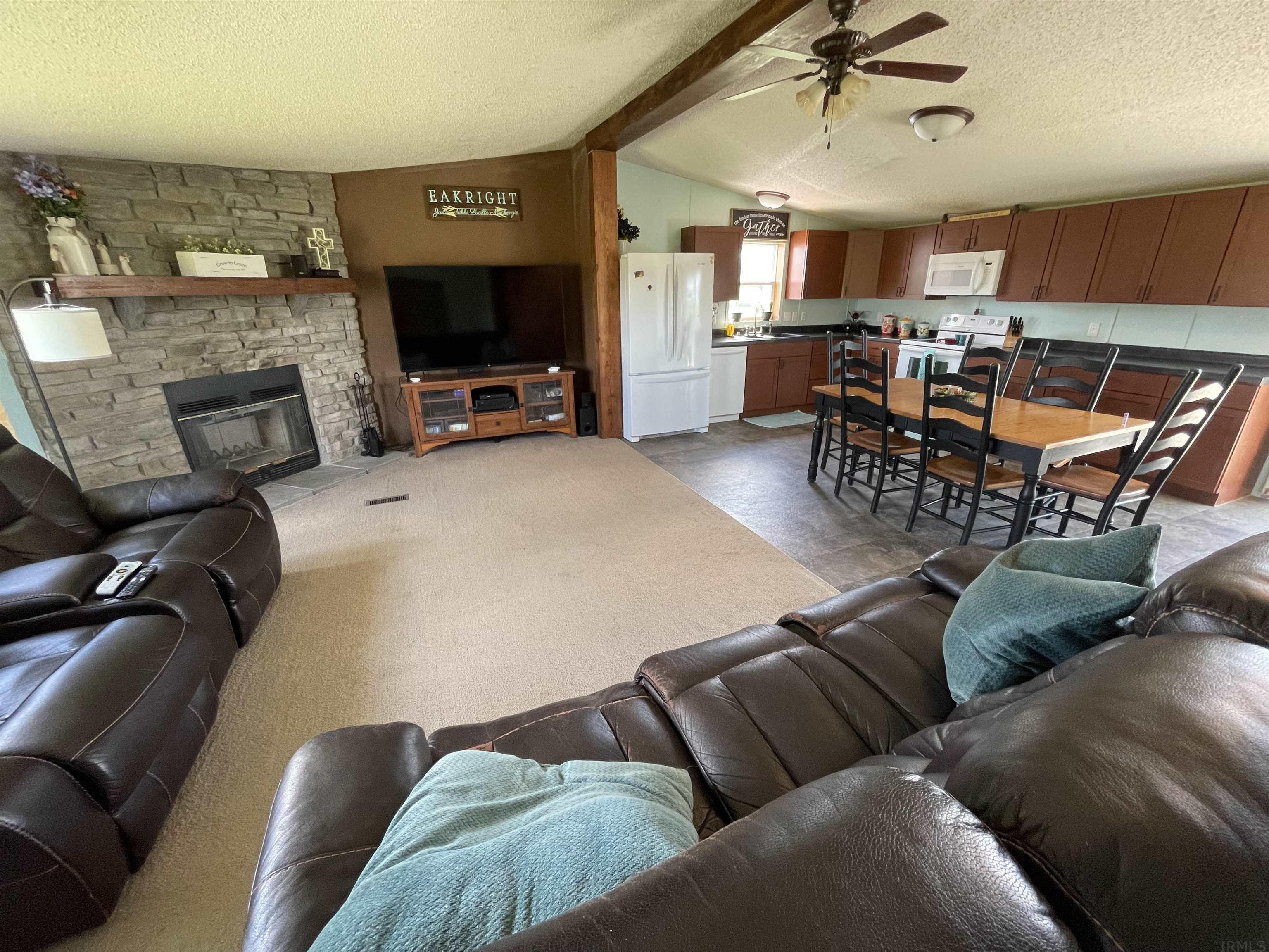 7696 County Road 34 Butler, IN 46721 - Photo 5 of 21