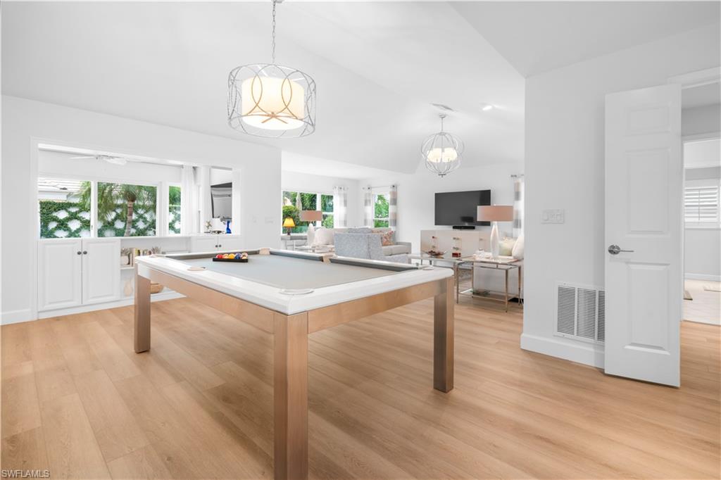 807 Rue Deville, Unit 2 11 Naples, FL 34108 - Photo 7 of 33 Gallery Image 7