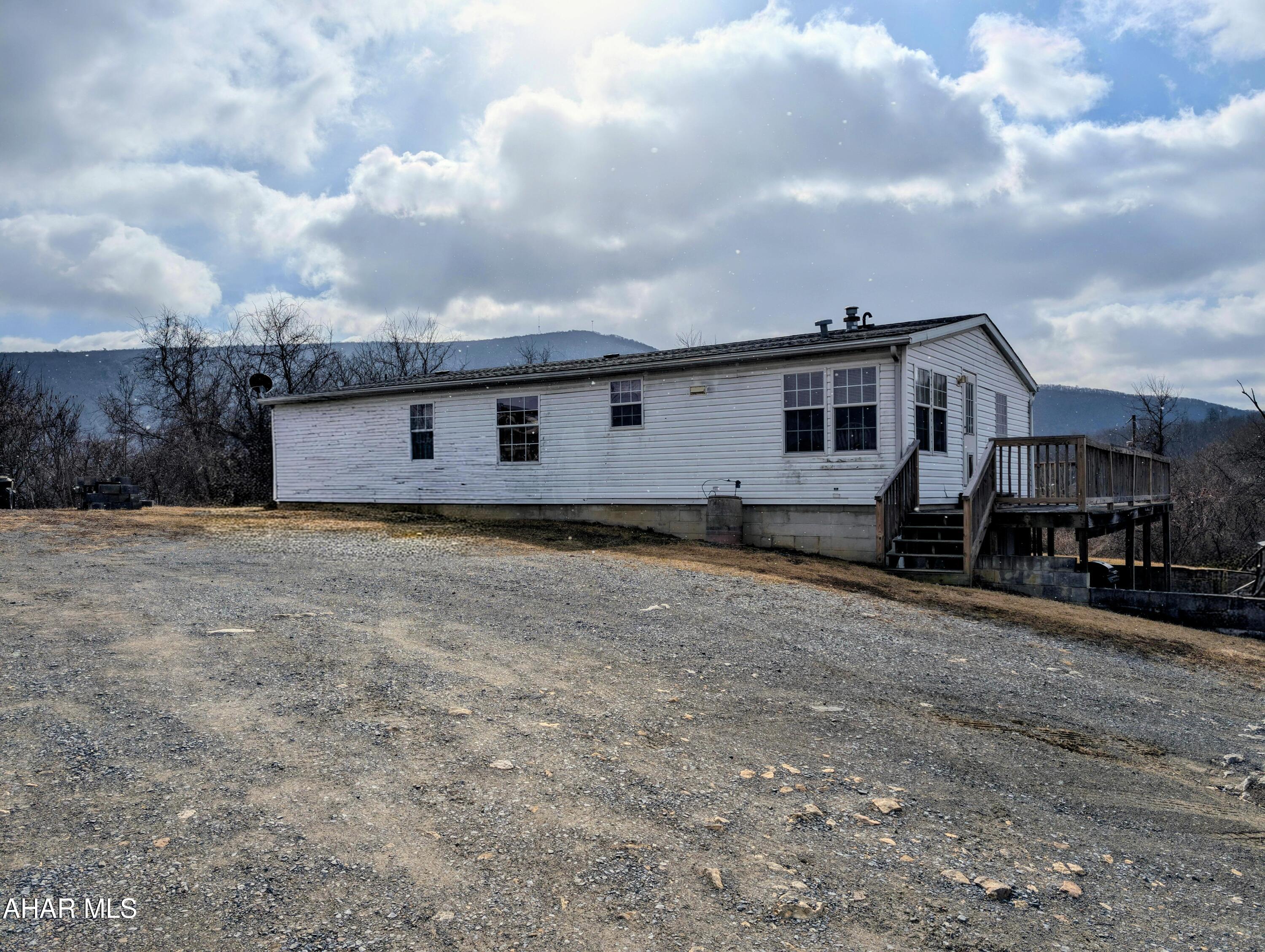 595 O'Brien Road Manns Choice, PA 15550 - Photo 28 of 45