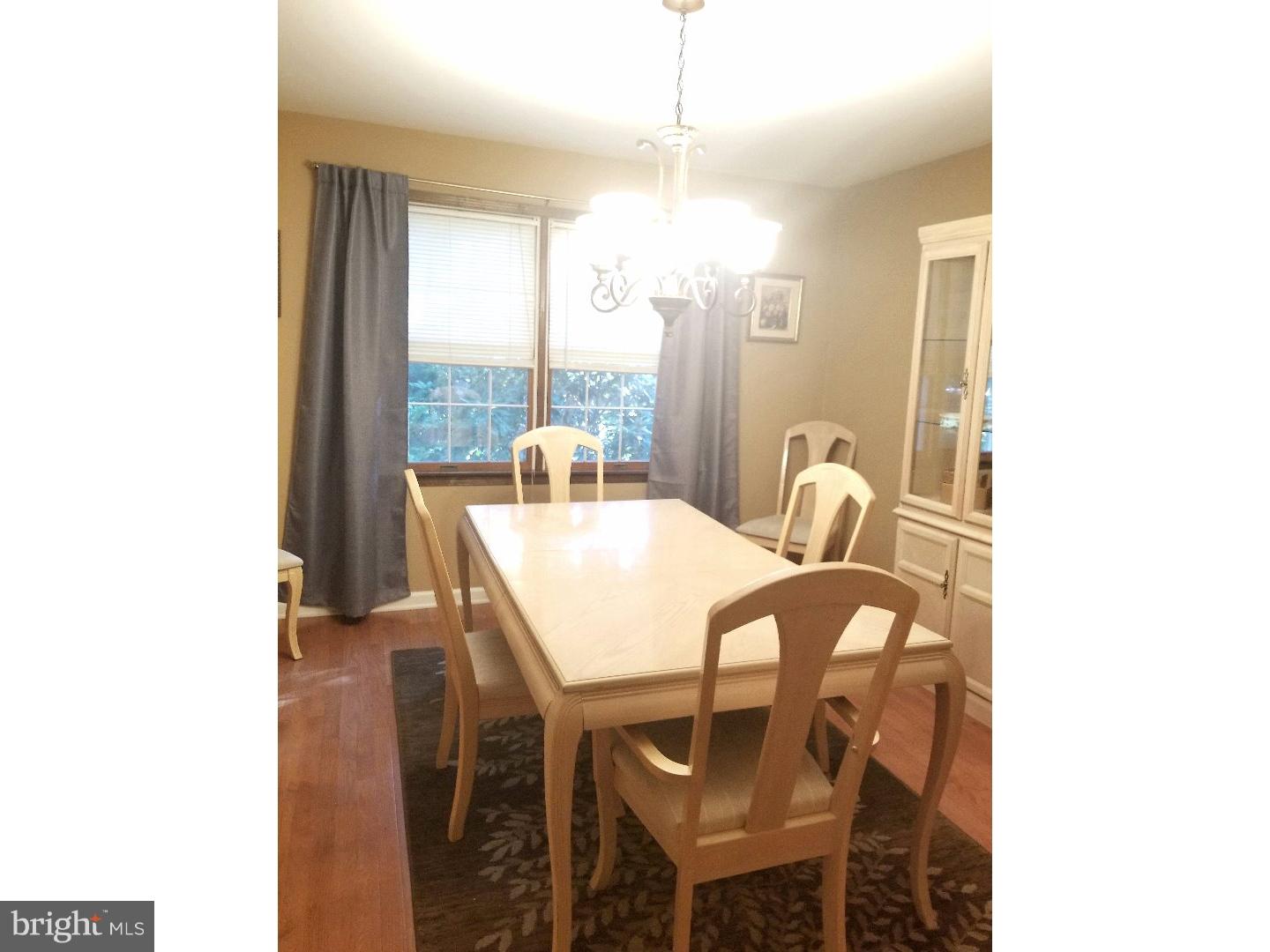 721 Whitehall Road Newfield, NJ 08344 - Photo 7 of 21 Dining Room