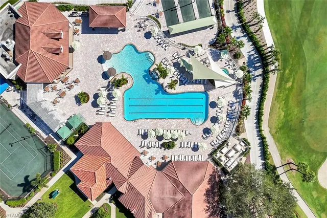 $365,000 | 8267 Parkstone Place, Unit 302, Naples, FL 34120