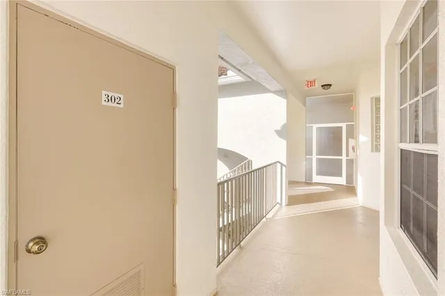 $365,000 | 8267 Parkstone Place, Unit 302, Naples, FL 34120