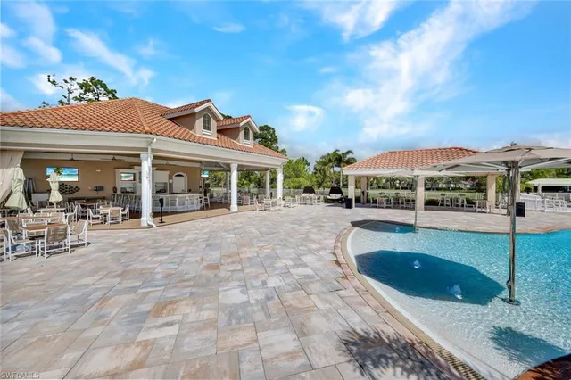 $365,000 | 8267 Parkstone Place, Unit 302, Naples, FL 34120
