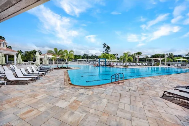 $365,000 | 8267 Parkstone Place, Unit 302, Naples, FL 34120