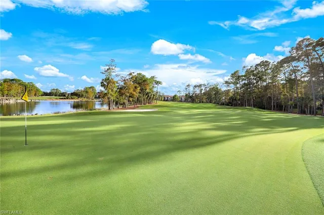 $365,000 | 8267 Parkstone Place, Unit 302, Naples, FL 34120