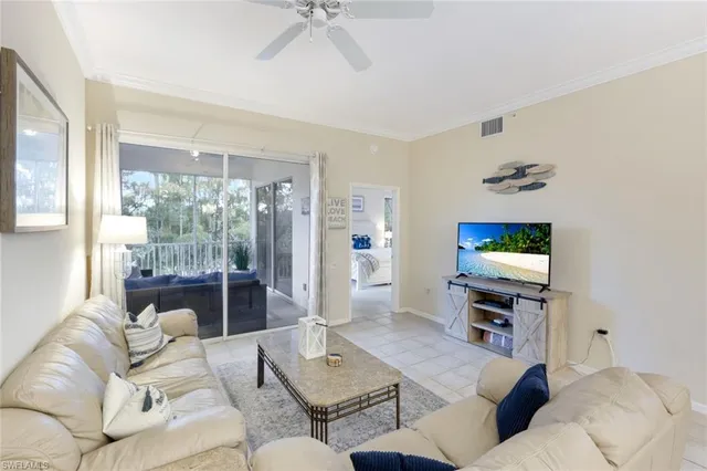 $365,000 | 8267 Parkstone Place, Unit 302, Naples, FL 34120