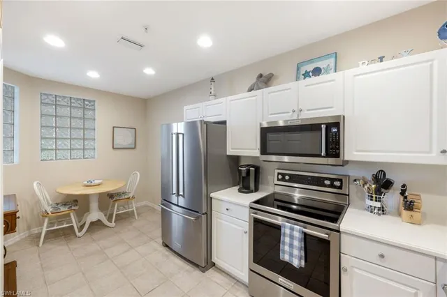 $365,000 | 8267 Parkstone Place, Unit 302, Naples, FL 34120