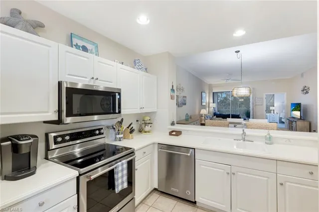 $365,000 | 8267 Parkstone Place, Unit 302, Naples, FL 34120