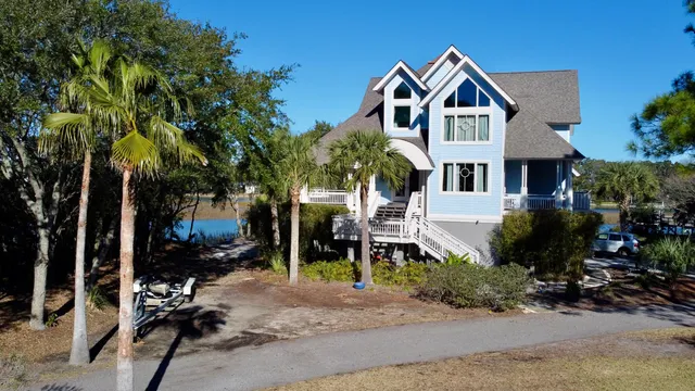$3,380,400 | 268 Little Oak Island Drive, Folly Beach, SC 29439