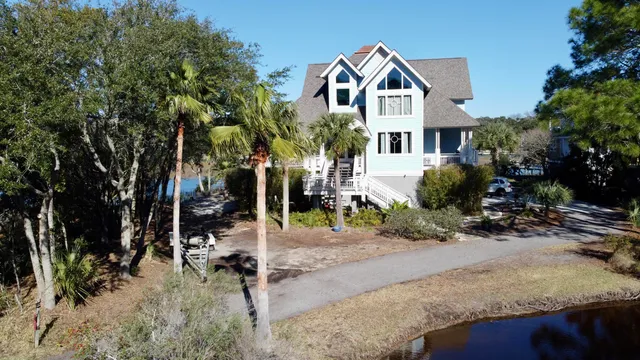 $3,380,400 | 268 Little Oak Island Drive, Folly Beach, SC 29439