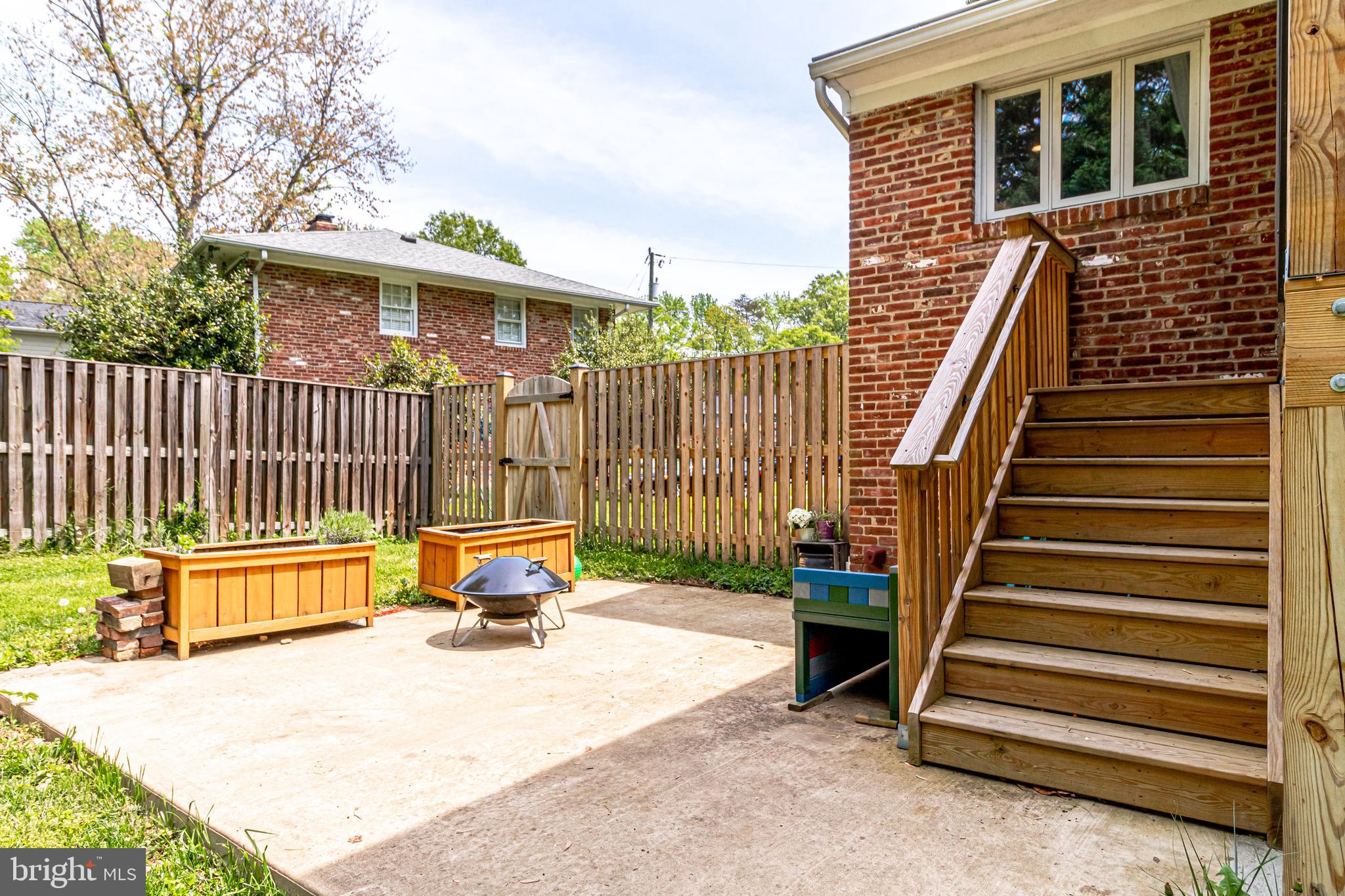 8125 Bainbridge Road Alexandria, VA 22308 - Photo 42 of 51 Gallery Image 42