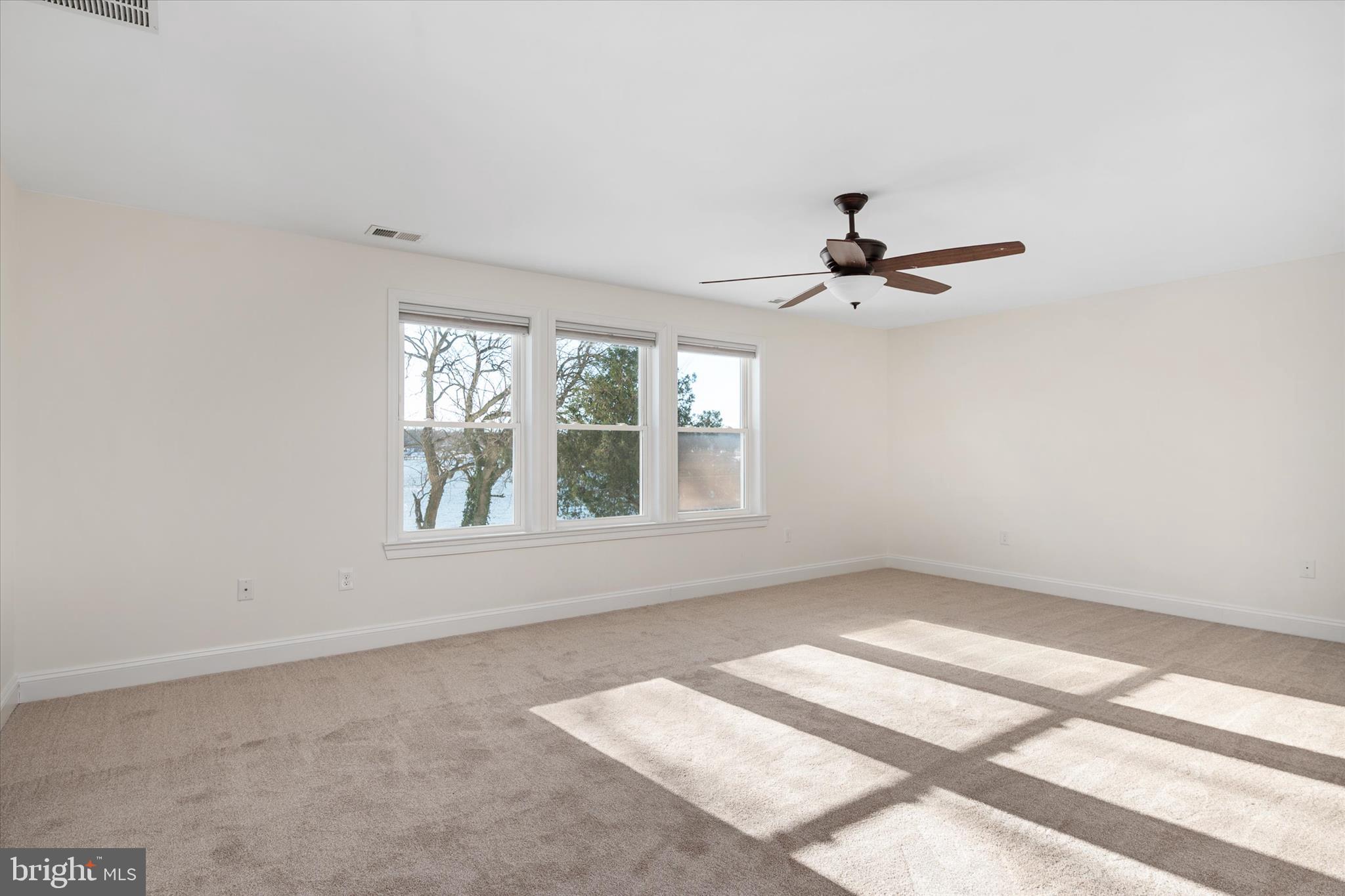 204 Bar Harbor Road Pasadena, MD 21122 - Photo 19 of 43 a view of a room with a window