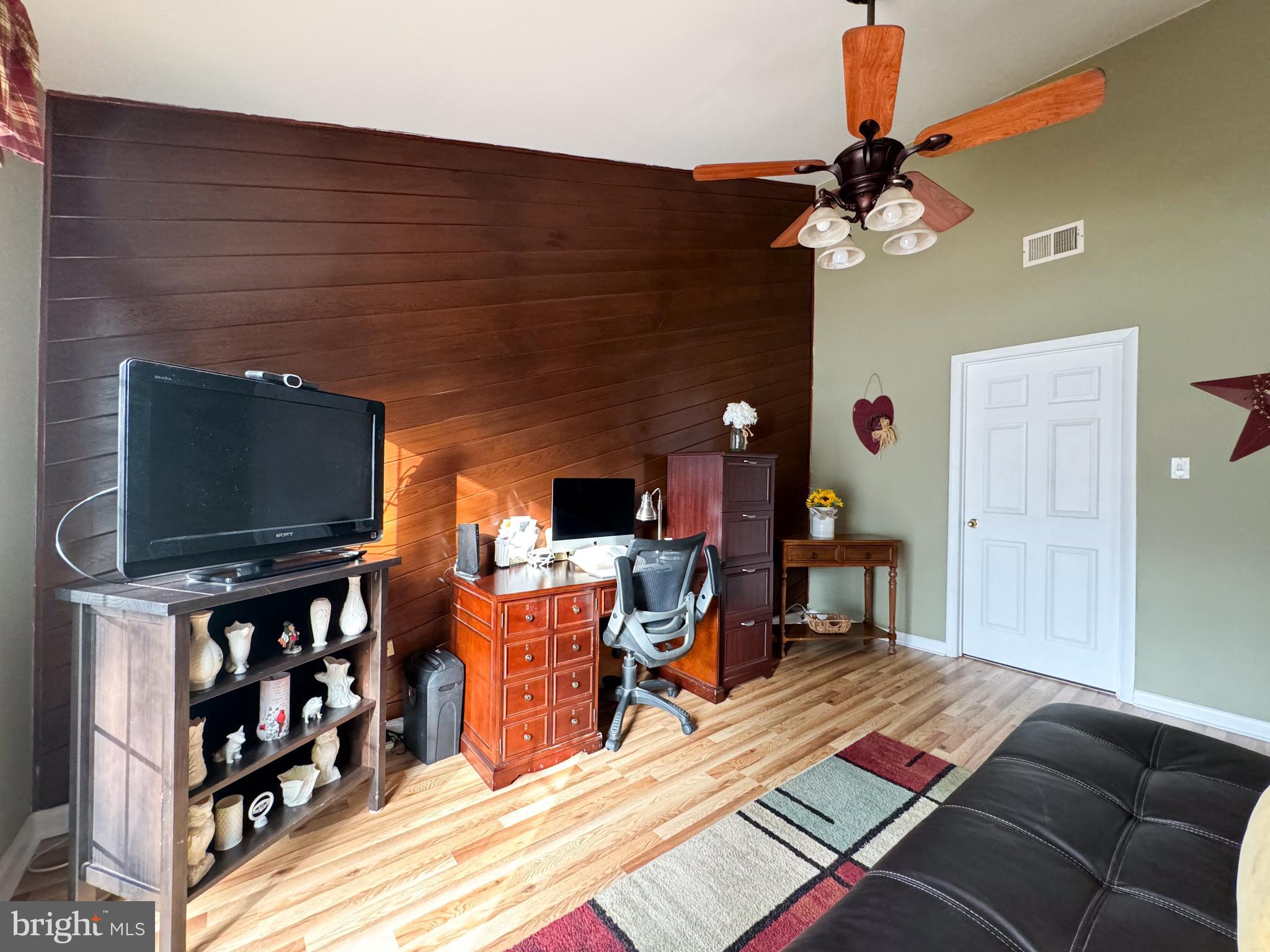 57 Christopher Road Voorhees, NJ 08043 - Photo 18 of 36
