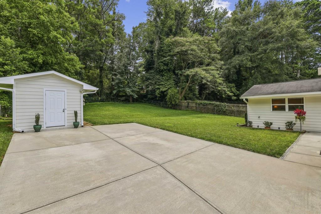 2361 Burch Circle Northeast Atlanta, GA 30319 - Photo 25 of 34