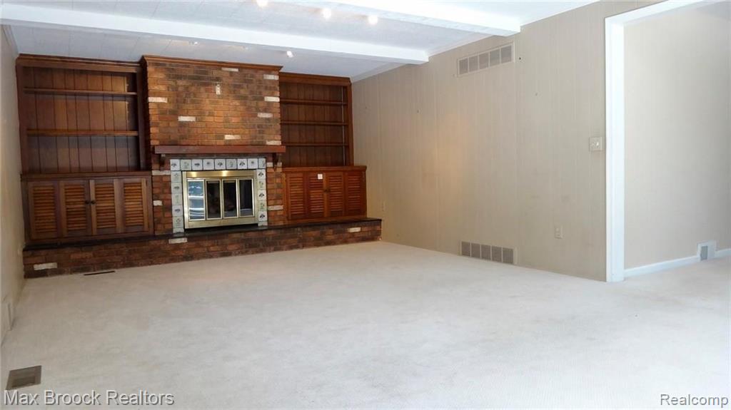 295 Cloverly Road Grosse Pointe Farms, MI 48236 - Photo 20 of 40