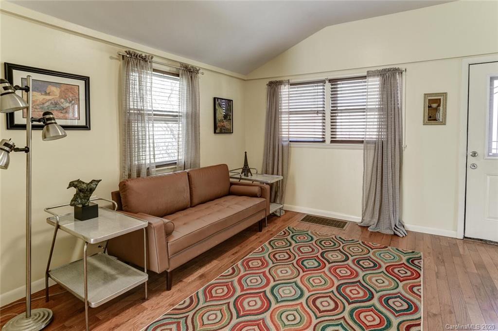 664 Emma Road Asheville, NC 28806 - Photo 8 of 31 Gallery Image 8