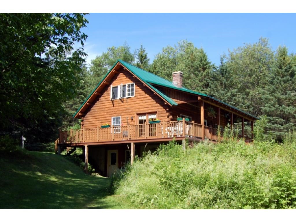 583 Reed Road Colebrook, NH 03576 - Photo 3 of 23