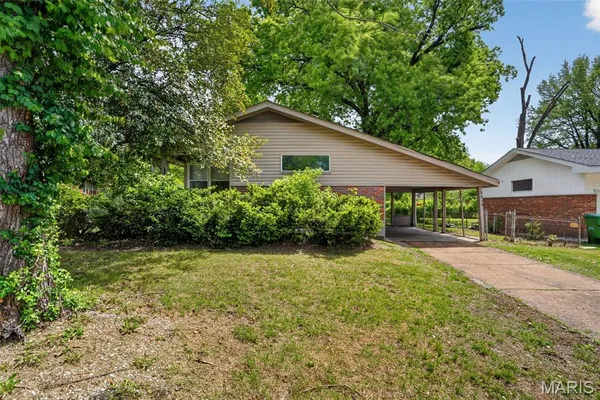$99,900 | 9946 Lanier Drive, St. Louis, MO 63136