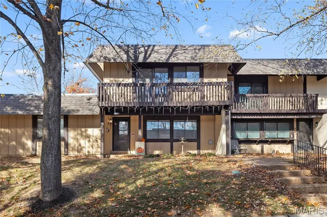$235,900 | 2605 Plantation Point, Unit B, St. Charles, MO 63303
