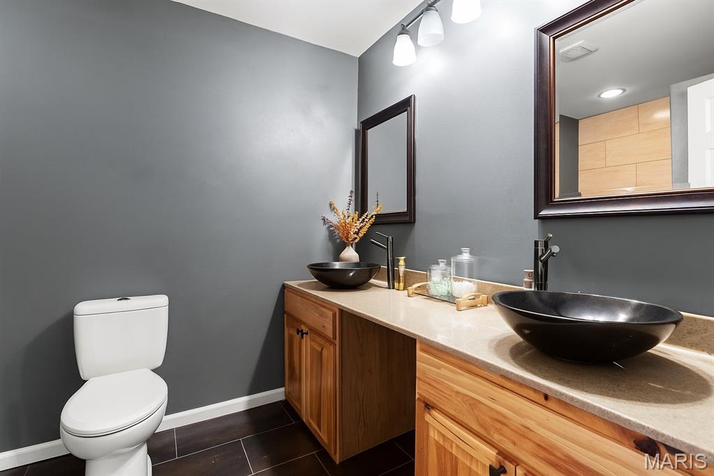 2605 Plantation Point, Unit B St. Charles, MO 63303 - Photo 20 of 33