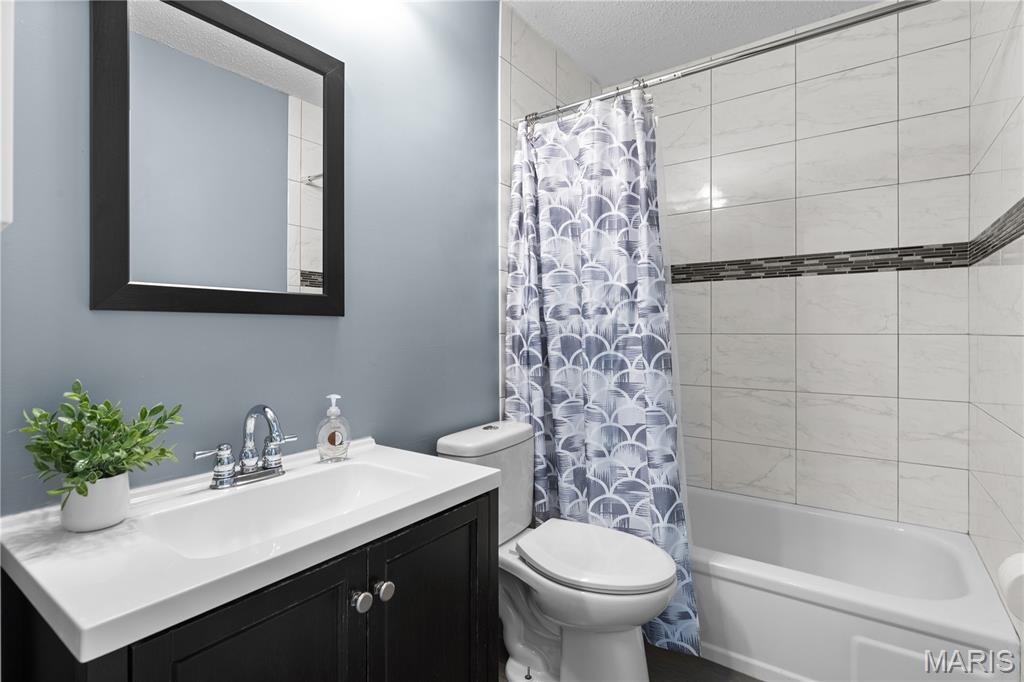 2605 Plantation Point, Unit B St. Charles, MO 63303 - Photo 24 of 33