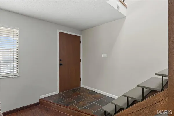 $235,900 | 2605 Plantation Point, Unit B, St. Charles, MO 63303
