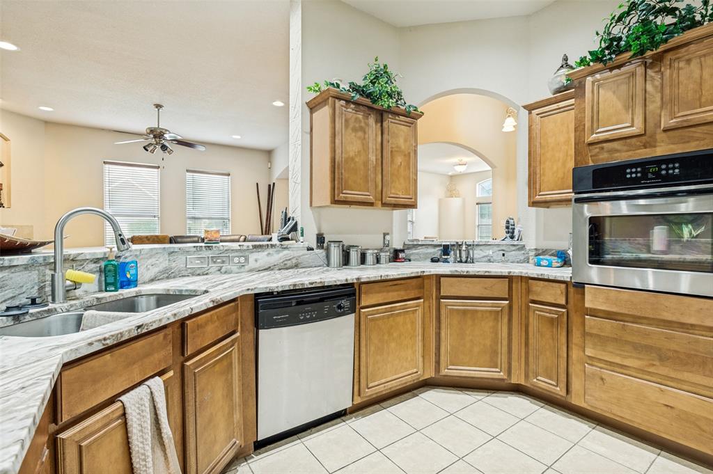 803 Mill Creek Road Lancaster, TX 75146 - Photo 9 of 26