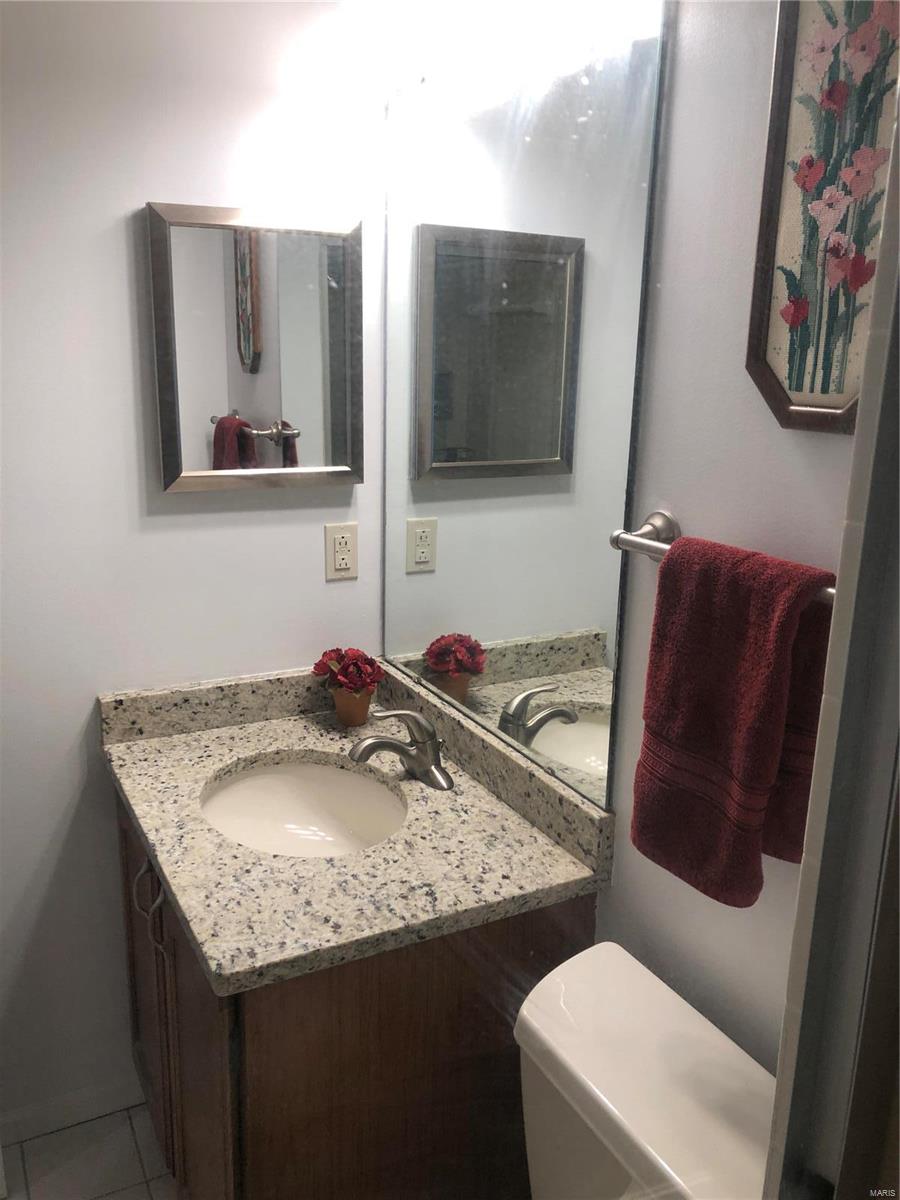 618 Pine Ridge Trails Court, Unit 203 Ballwin, MO 63021 - Photo 23 of 34 Gallery Image 23