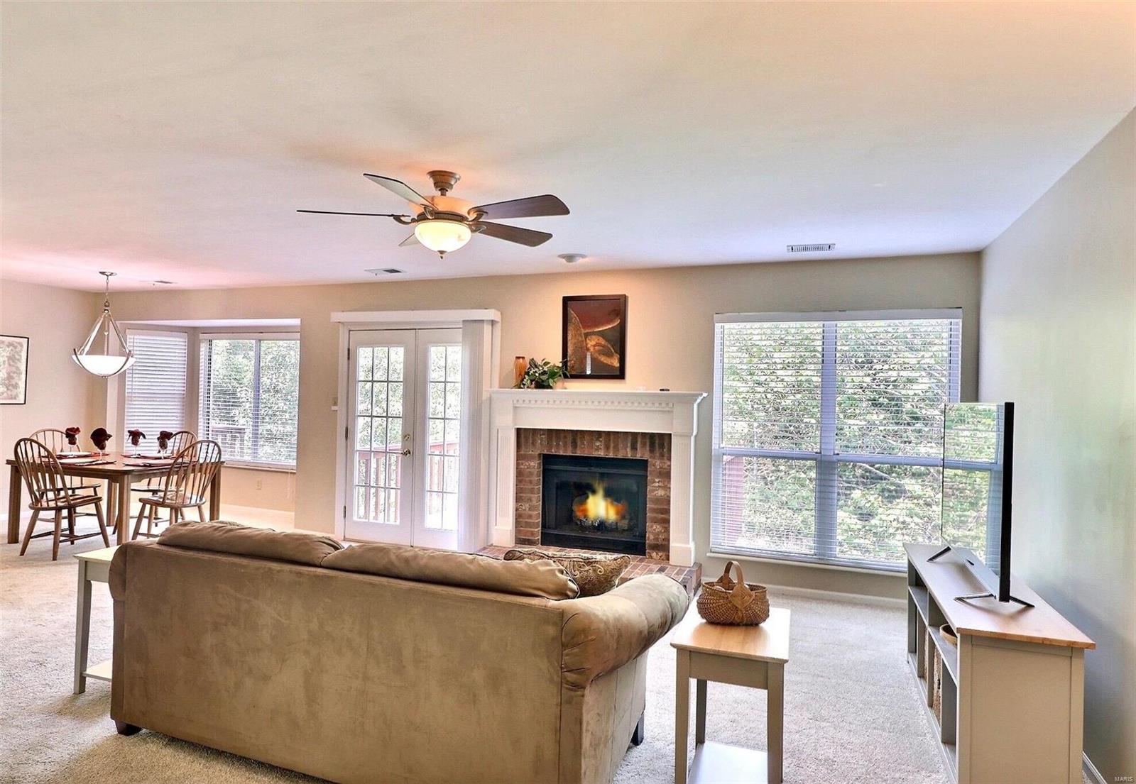 618 Pine Ridge Trails Court, Unit 203 Ballwin, MO 63021 - Photo 5 of 34 Gallery Image 5