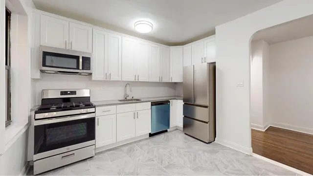 $509,000 | 221 East 18th Street, Unit 1E | Prospect Park South