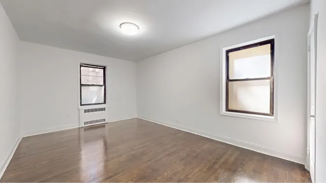 $509,000 | 221 East 18th Street, Unit 1E | Prospect Park South