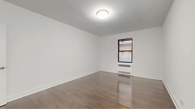 $509,000 | 221 East 18th Street, Unit 1E | Prospect Park South